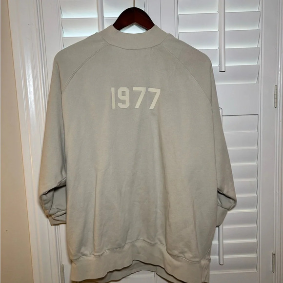 Fear of God Beige Sweater L with 1977 Print - Picture 1 of 5